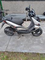 Aprilia sr 50 zonder papieren, Fietsen en Brommers, Overige modellen, 50 cc, Gebruikt, Klasse B (45 km/u)