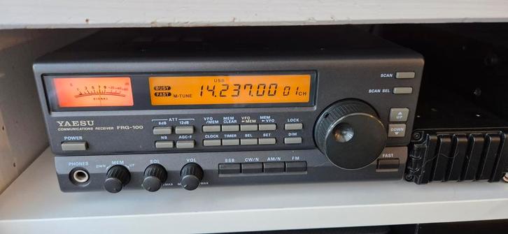 Yaesu RG 100, Telecommunicatie, Zenders en Ontvangers, Zo goed als nieuw, Ontvanger, Ophalen