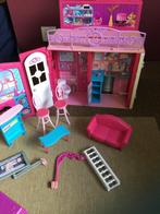 barbie plooihuis + gratis 2 poppen (alles nieuw in de doos), Enlèvement ou Envoi, Neuf, Maison de poupées