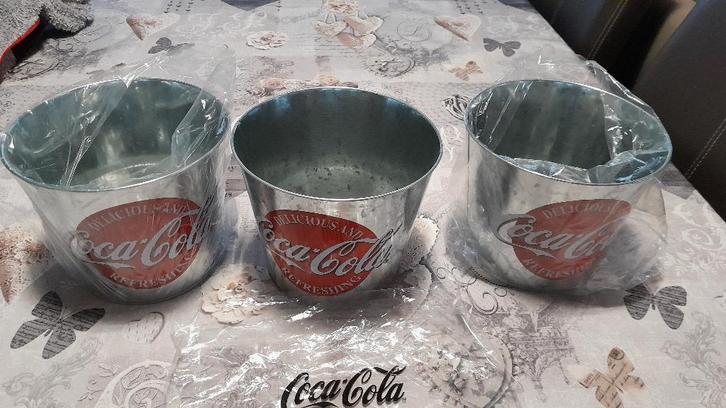 COCA COLA emmer of bloempot metaal elektrisch verzinkt NIEUW, Collections, Marques & Objets publicitaires, Neuf, Enlèvement ou Envoi