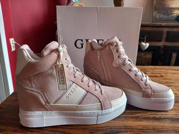 GUESS Giala suède dameslaarzen NIEUW T41 beschikbaar voor biedingen