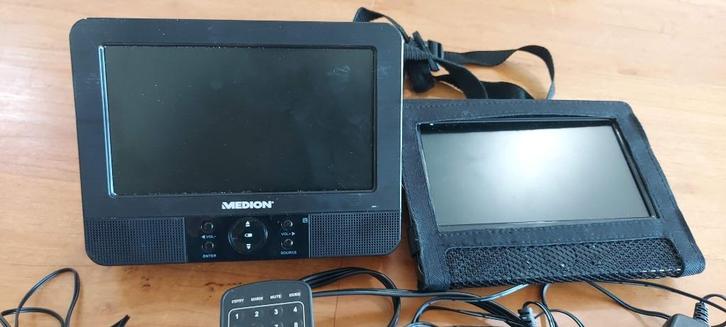 Medion Life E72037 MD 83598 draagbare DVD-speler met twee 17, Audio, Tv en Foto, DVD spelers, Zo goed als nieuw, Dvd-speler, Overige merken
