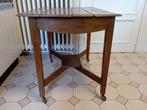 Petite table ancienne en chêne sur roulettes., Antiquités & Art, Antiquités | Meubles | Tables, Enlèvement