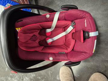 Maxi cosi pebble plus  beschikbaar voor biedingen