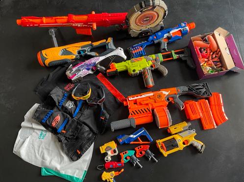 Nerf geweren, brillen, vestjes,…, Enfants & Bébés, Jouets | Extérieur | Jeu d'action, Comme neuf, Enlèvement