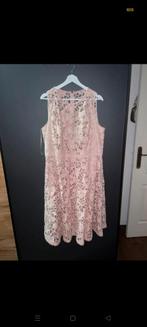 Mooie roze jurk in kant met bloemen 46, Kleding | Dames, Ophalen of Verzenden, Zo goed als nieuw, Maat 46/48 (XL) of groter, Roze