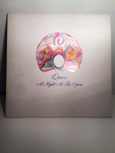 LP - Queen - A Night At The Opera ( Gatefold Vinyl ), Cd's en Dvd's, Vinyl | Rock, Zo goed als nieuw, Poprock, 12 inch, Ophalen of Verzenden