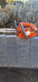 Tronçonneuse Husqvarna t435, Jardin & Terrasse, Traverses & Bordures, Enlèvement ou Envoi, Comme neuf
