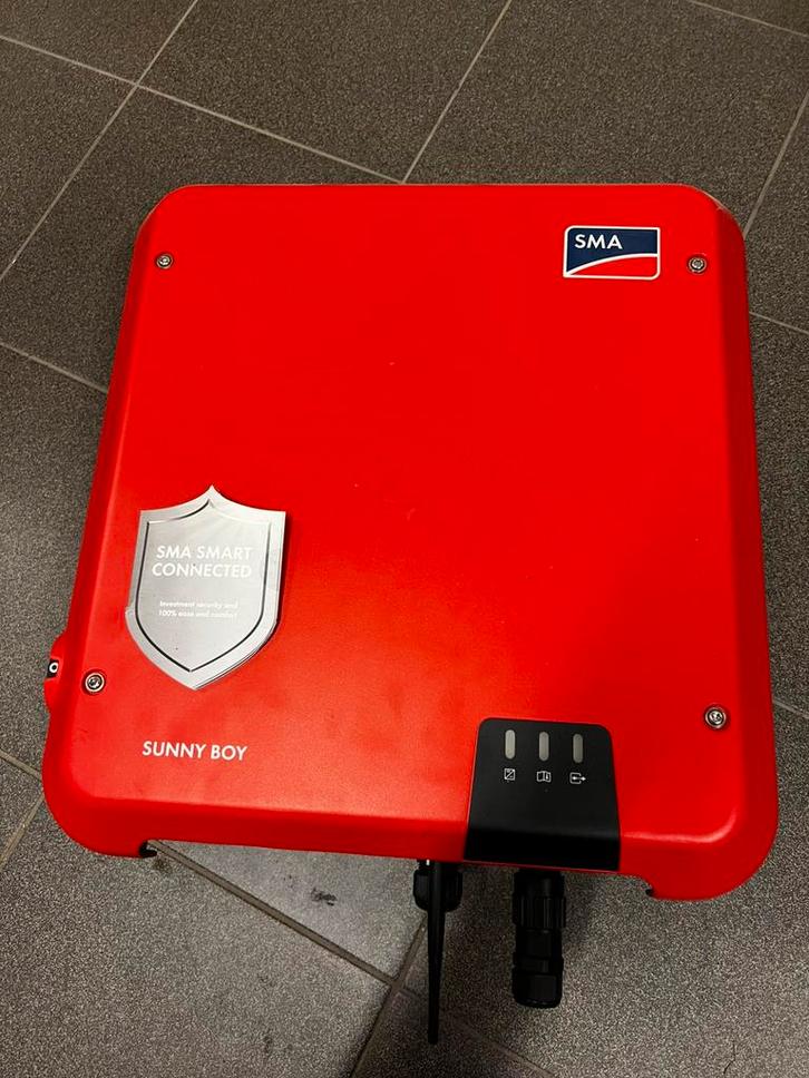 SMA Sunny Boy SB5.0-1AV-40 zonne-omvormer (5 kW), Doe-het-zelf en Bouw, Zonnepanelen en Toebehoren, Zo goed als nieuw, Ophalen