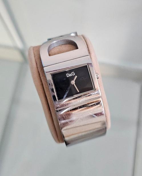 Montre bracelet Dolce&Gabbana argenté, Handtassen en Accessoires, Horloges | Dames, Gebruikt, Zilver, Ophalen of Verzenden