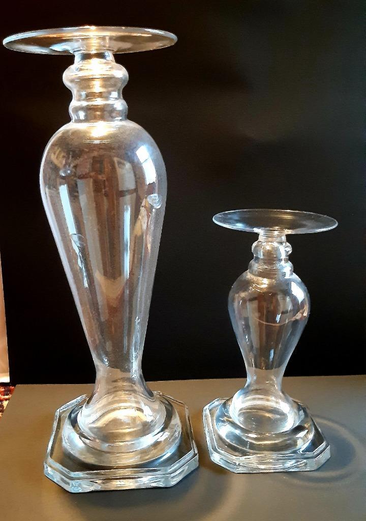 Twee glazen kandelaars, 35 cm hoog en 21 cm hoog, zie foto's, Antiek en Kunst, Antiek | Vazen, Ophalen