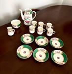 Ye Old English Grosvenor China Service à café, Enlèvement