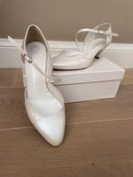 Scott’s 38 chaussures mariée, Vêtements | Femmes, Vêtements de mariage & Accessoires de mariage, Comme neuf, Chaussures