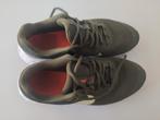 Nike sportschoenen maat 38. Kaki groen nieuwstaat, Sport en Fitness, Loopsport en Atletiek, Ophalen, Zo goed als nieuw, Nike