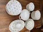 12-delig eetservies Bavaria, Huis en Inrichting, Keuken | Servies, Ophalen, Zo goed als nieuw, Bord(en), Overige stijlen