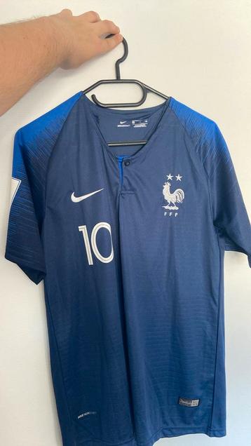 Fanshop shirt Mbappe (FFF)