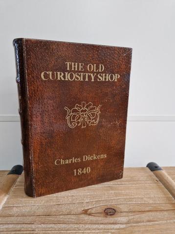 The old curiosity shop boek met geheim vak
