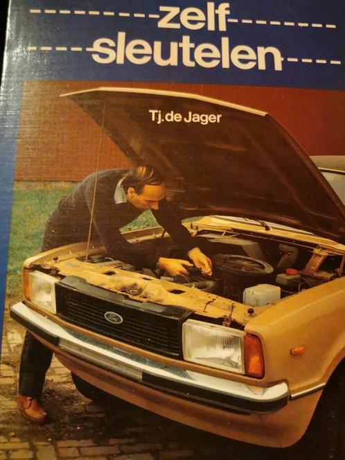 Zelf sleutelen Kluwer boek 1983 oldtimers, Boeken, Auto's | Boeken, Zo goed als nieuw, Algemeen, Ophalen of Verzenden