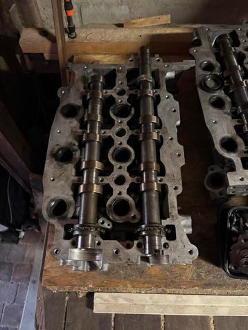 Range rover 3.0tdv6 cilinderkoppen beschikbaar voor biedingen