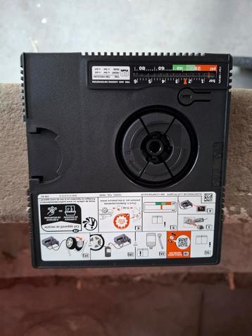 Nieuwe bandenreparatieset + compressor  beschikbaar voor biedingen