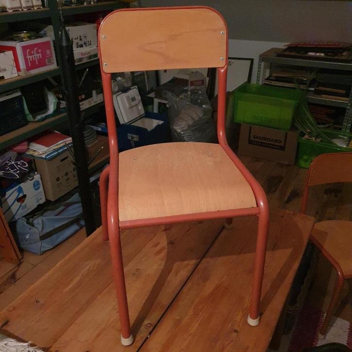 Chaise écolier, Huis en Inrichting, Stoelen, Zo goed als nieuw, Twee, Ophalen