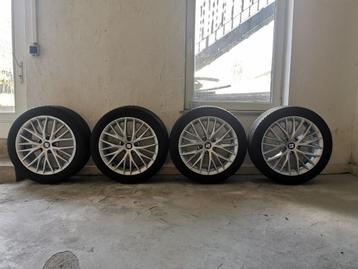 4 roues complètes SEAT – Jantes alu 17" + pneus Goodyear été beschikbaar voor biedingen