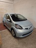 Toyota Aygo - 137 000 km - prête à s'inscrire, Autos, Toyota, Vitres électriques, Achat, Entretenue par le concessionnaire, Noir