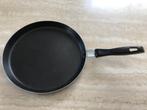 Pannenkoekenpan - (nr2516), Huis en Inrichting, Keuken | Potten en Pannen, Ophalen of Verzenden, Zo goed als nieuw, Koekenpan of Braadpan