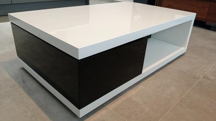 Salontafel wit-zwart (hoogglans), Huis en Inrichting, Tafels | Salontafels, Gebruikt, Minder dan 50 cm, 50 tot 100 cm, 100 tot 150 cm