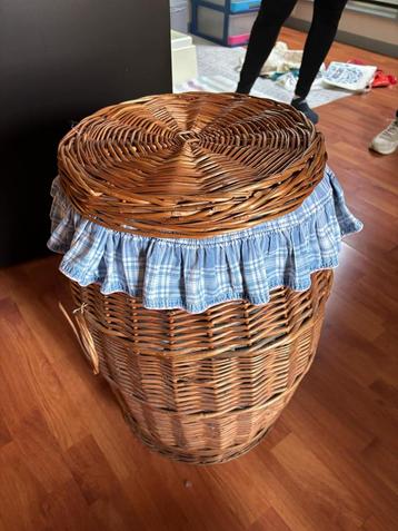 Retro wasmand in riet, Osier, Rond, Enlèvement, Panier