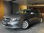 Mercedes-Benz A 180 BE Edition | Camera | Stoelverwarming |, Auto's, Mercedes-Benz, 90 kW, Euro 6, Leder en Stof, 127 g/km