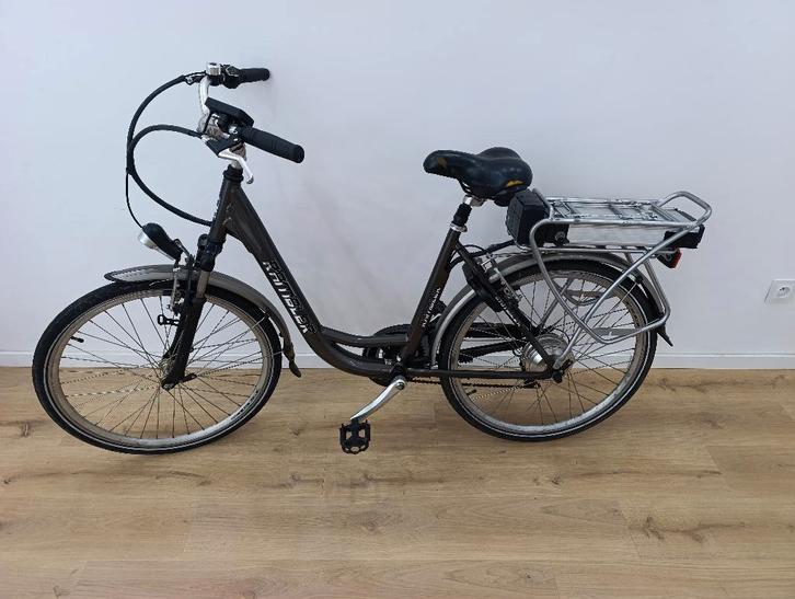 Elektrische Damesfiets  Rambler €175, Fietsen en Brommers, Elektrische fietsen, Ophalen of Verzenden