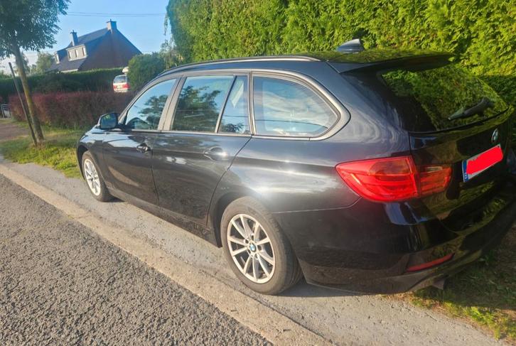 Bmw 318d f31 2014 avec 198000 km, Auto's, BMW, Particulier, 3 Reeks, Diesel, Euro 5, Break, Automaat, Onderhoudsboekje, Ophalen