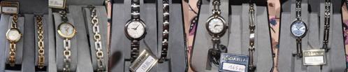 Jeu de montre-bracelet dame RODANIA + bracelet acier assorti, Collections, Collections Autre, Neuf, Enlèvement ou Envoi