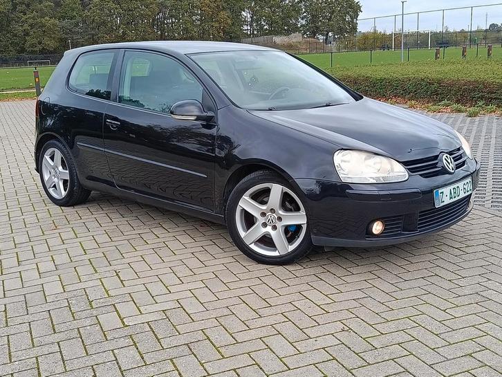 Golf5-Gt/ Benzine 1.6 / 75 kw / Gps systeem/ bluetooth, Auto's, Volkswagen, Bedrijf, Te koop, Golf, ABS, Airbags, Airconditioning