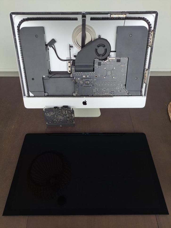 Apple iMac 2017 - 27" 5K LCD Screen Display > Onderdelen, Computers en Software, Apple Desktops, Zo goed als nieuw, iMac, Onbekend