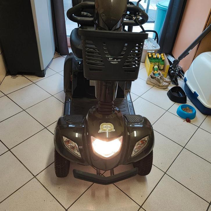 Voiturette carpo4 et colibri, Diversen, Brommobielen en Scootmobielen, Zo goed als nieuw, Ophalen