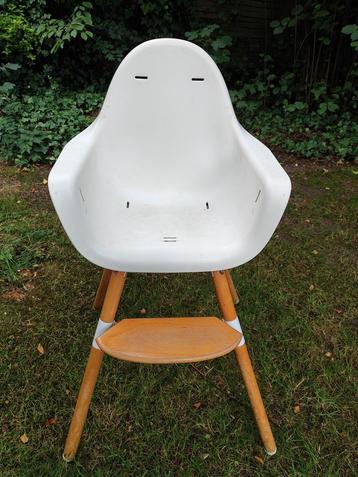 Childhood eetstoel wit babystoel beschikbaar voor biedingen