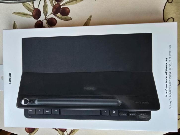 Samsung Galaxy Tab S10 FE, S9, S9 FE Book Cover Keyboard AZ, Telecommunicatie, Mobiele telefoons | Hoesjes en Screenprotectors | Samsung