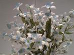 Zijden bloemen op tak - wit blauw kleur - 100 bloemetjes, Hobby en Vrije tijd, Ophalen, Nieuw, Overige typen