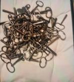 70 sleutels   contact opnemen 0495178442, Antiek en Kunst, Ophalen of Verzenden