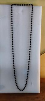 Long collier de perles en plastique, Bijoux, Sacs & Beauté, Colliers, Comme neuf, Synthétique, Noir, Enlèvement ou Envoi
