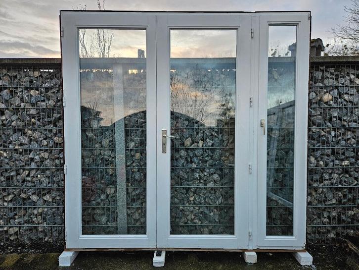 Mooie dubbele Tuindeur / Terrasdeur met raam in Afzelia, Doe-het-zelf en Bouw, Deuren en Vliegenramen, Gebruikt, Buitendeur, 215 cm of meer