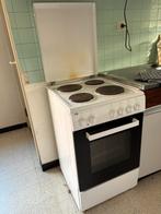 Elektrisch fornuis met oven, Elektronische apparatuur, Fornuizen, Ophalen, Gebruikt, 4 kookzones, Vrijstaand