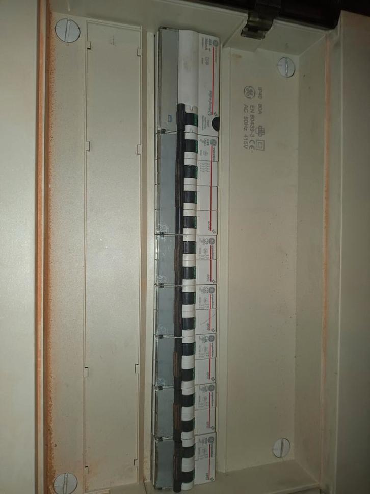 Lot van werkmateriaal en verbouwmateriaal, Doe-het-zelf en Bouw, Overige Doe-Het-Zelf en Bouw, Ophalen