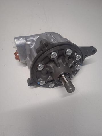 VO Hydraulische Pomp, Besturing Nieuw OE 23569649 beschikbaar voor biedingen