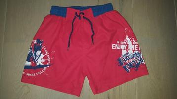 NIEUW fel rode zwemshort - zwembroek in maat 134 / 140 beschikbaar voor biedingen