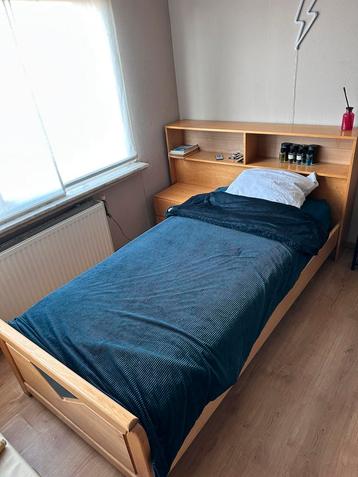 Slaapkamer te koop beschikbaar voor biedingen