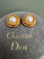 Oorbellen Christian Dior Germany, Handtassen en Accessoires, Overige materialen, Ophalen of Verzenden, Zo goed als nieuw, Knopjes of Stekers