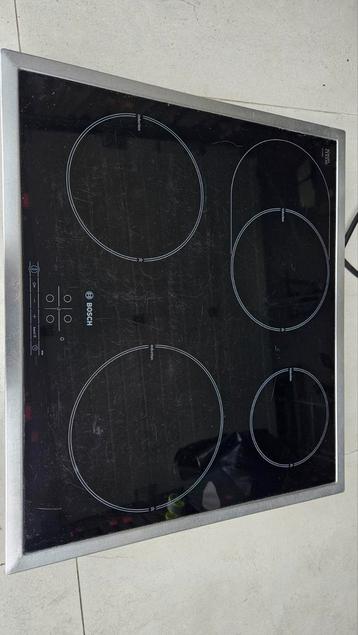 Bosch Inductiekookplaat met boostfunttie en timer/kinderslot, Electroménager, Tables de cuisson, Classe énergétique A ou plus économe